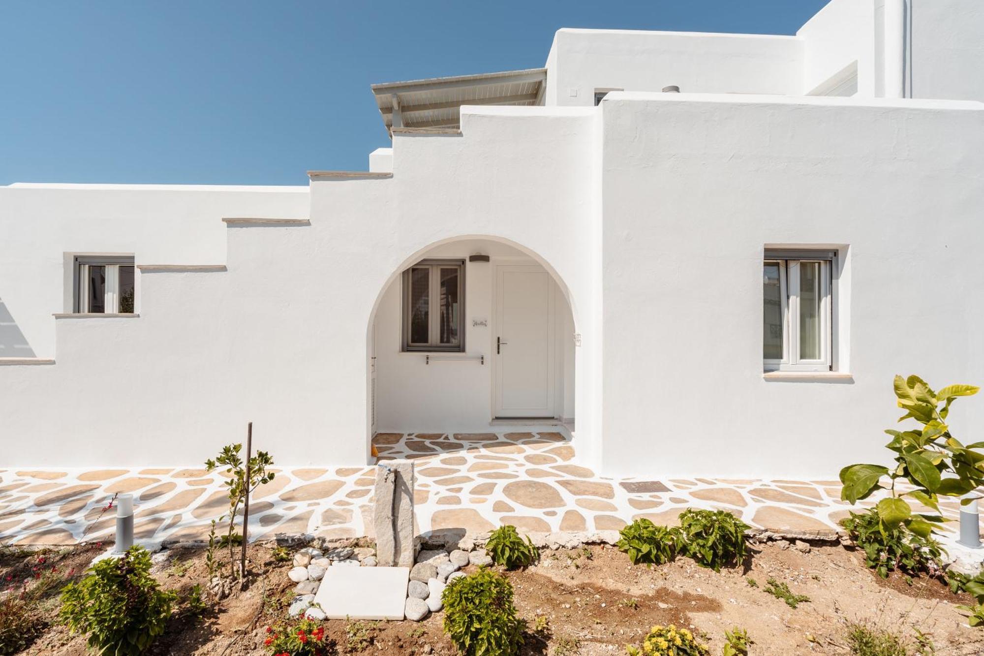 Celestial Seaview Apartments- Ariadne Naxos City Zewnętrze zdjęcie